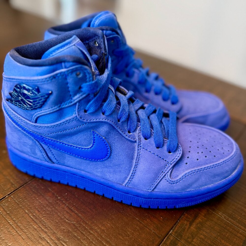 Air Jordan 1 Retro High Premium Blue Suede Size 6.5